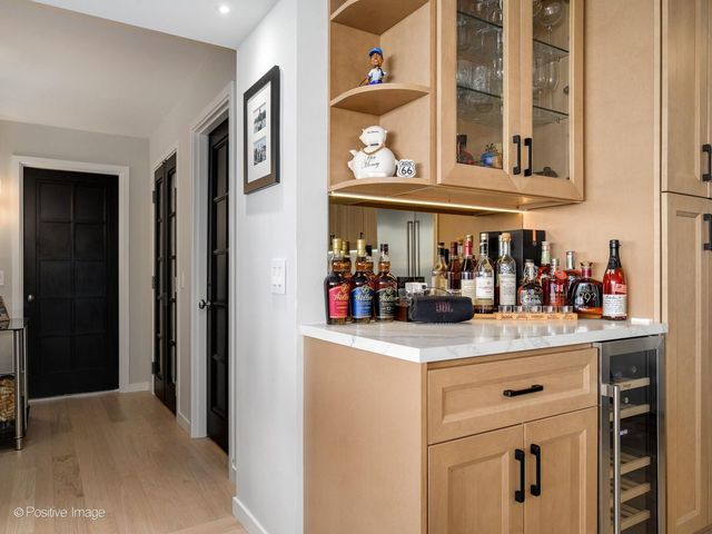 400 E Randolph Street 2613, Chicago, IL 60601