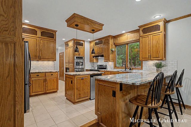 5577 Fieldstone Court, Middleville, MI 49333