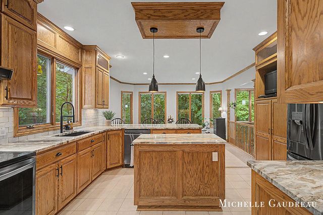 5577 Fieldstone Court, Middleville, MI 49333