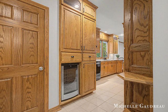 5577 Fieldstone Court, Middleville, MI 49333