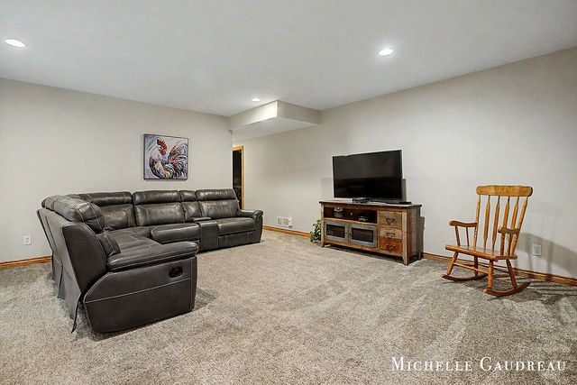 5577 Fieldstone Court, Middleville, MI 49333