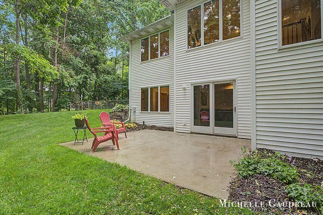 5577 Fieldstone Court, Middleville, MI 49333