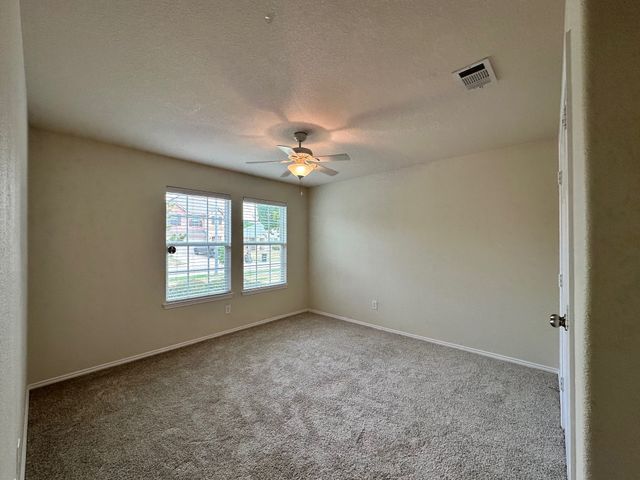 5733 Mirror Ridge Drive, Fort Worth, TX 76179