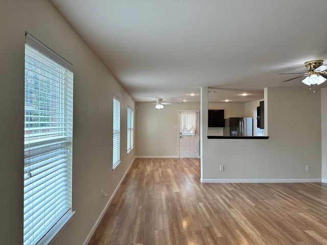 5733 Mirror Ridge Drive, Fort Worth, TX 76179