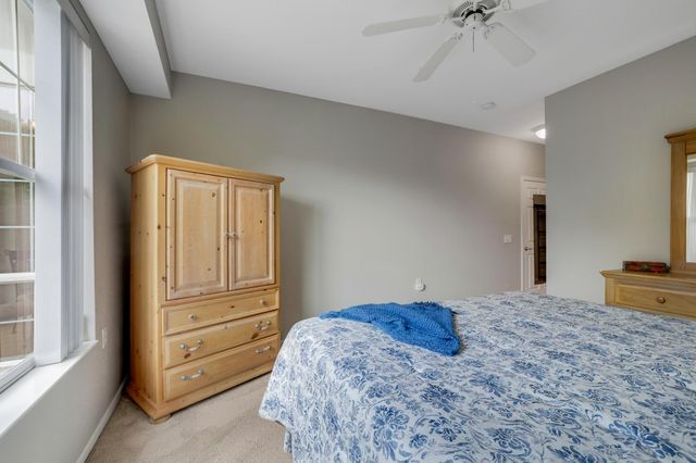 100 Clydesdale Trail 113, Medina, MN 55340