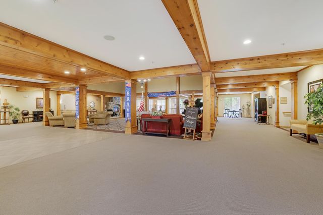 100 Clydesdale Trail 113, Medina, MN 55340
