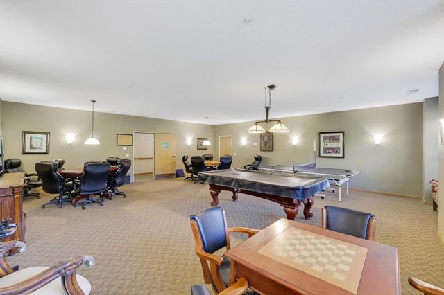 100 Clydesdale Trail 113, Medina, MN 55340