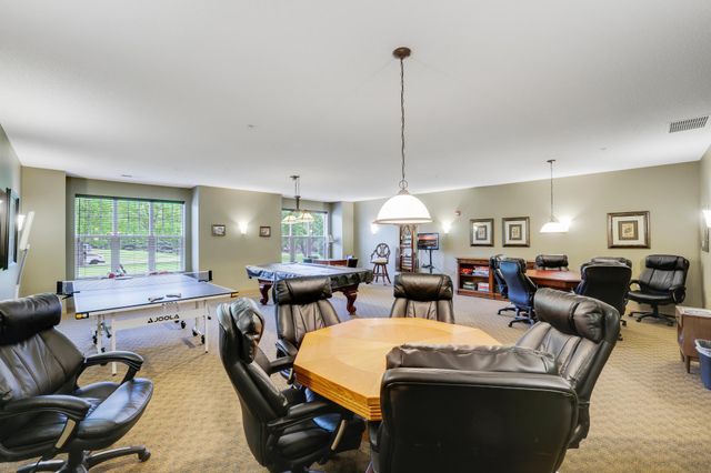 100 Clydesdale Trail 113, Medina, MN 55340