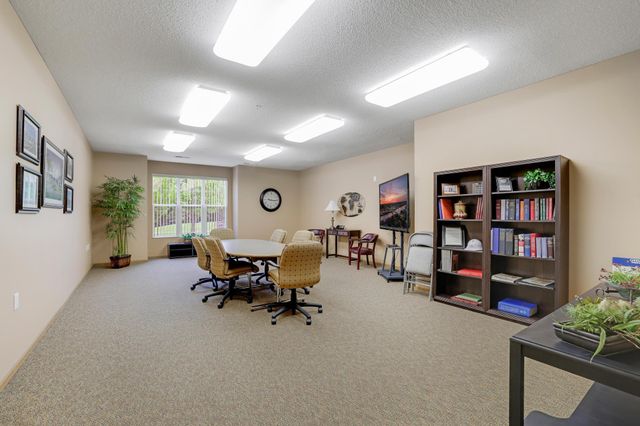 100 Clydesdale Trail 113, Medina, MN 55340