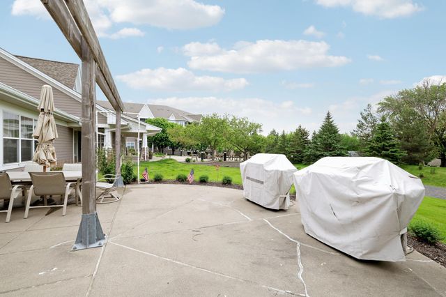100 Clydesdale Trail 113, Medina, MN 55340