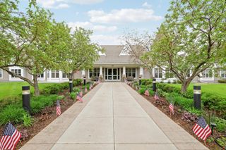 100 Clydesdale Trail 113, Medina, MN 55340