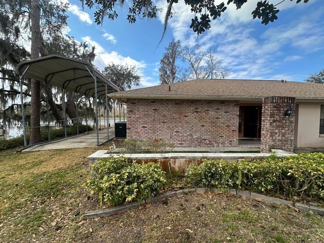 19250 BLOUNT RD, Lutz, FL 33558