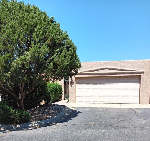 6123 Del Campo Place NE, Albuquerque, NM 87109