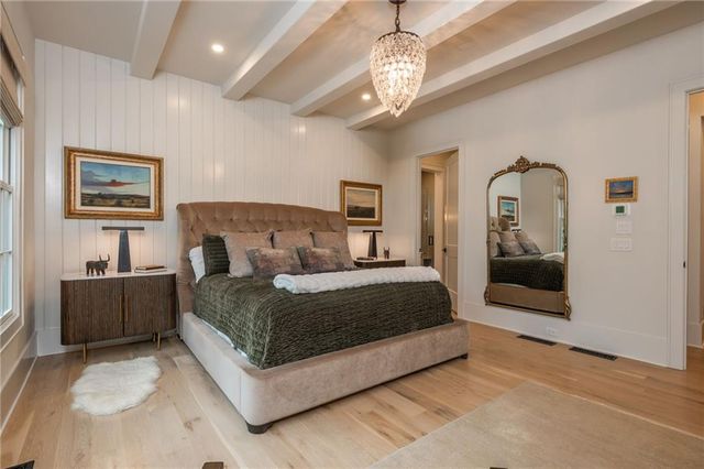 355 Roswell Farms Drive, Roswell, GA 30075