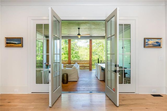 355 Roswell Farms Drive, Roswell, GA 30075