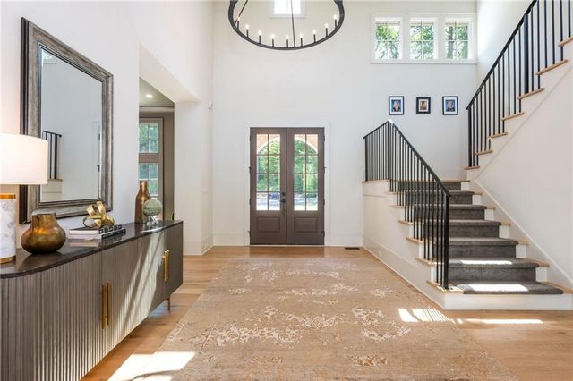 355 Roswell Farms Drive, Roswell, GA 30075