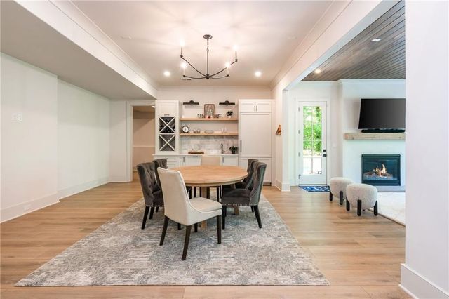 355 Roswell Farms Drive, Roswell, GA 30075