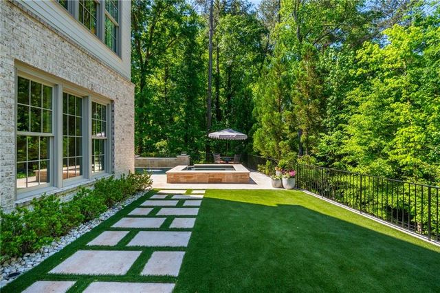 355 Roswell Farms Drive, Roswell, GA 30075
