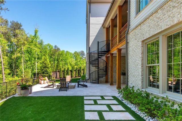 355 Roswell Farms Drive, Roswell, GA 30075