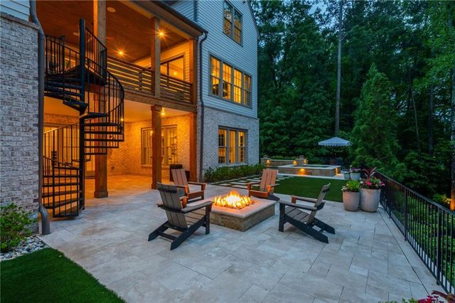 355 Roswell Farms Drive, Roswell, GA 30075