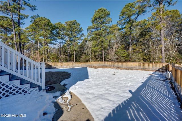 2022 Caracara Drive, New Bern, NC 28560