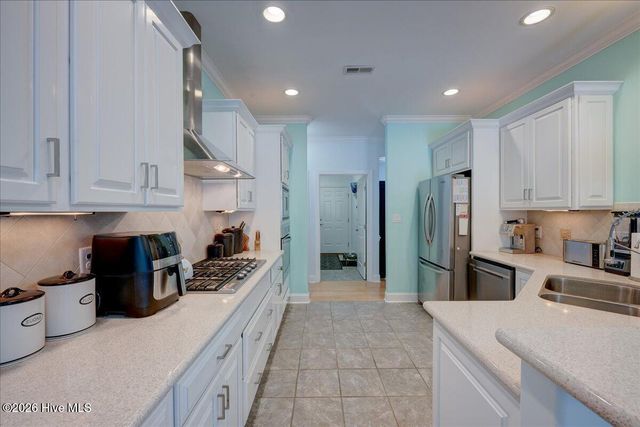 2022 Caracara Drive, New Bern, NC 28560