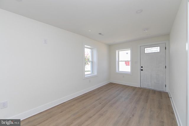 105 E ATLANTIC AVE, Cape May Court House, NJ 08210