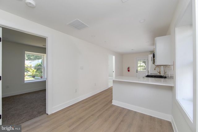 105 E ATLANTIC AVE, Cape May Court House, NJ 08210