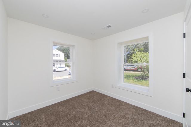 105 E ATLANTIC AVE, Cape May Court House, NJ 08210