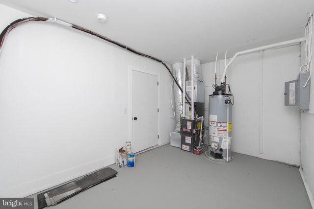 105 E ATLANTIC AVE, Cape May Court House, NJ 08210