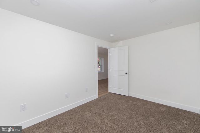 105 E ATLANTIC AVE, Cape May Court House, NJ 08210