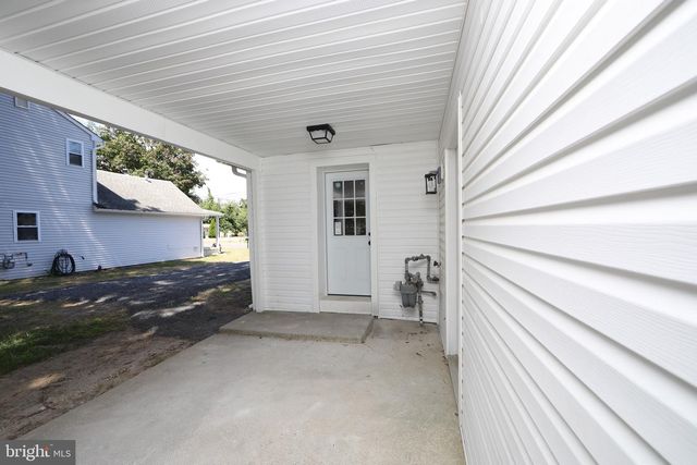 105 E ATLANTIC AVE, Cape May Court House, NJ 08210