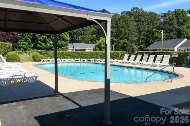 1046 Surry Lane, Gastonia, NC 28054