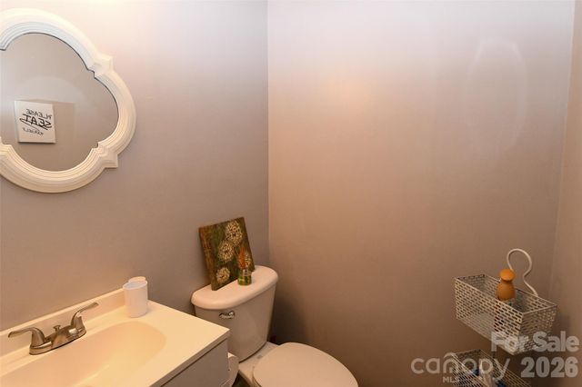 1046 Surry Lane, Gastonia, NC 28054