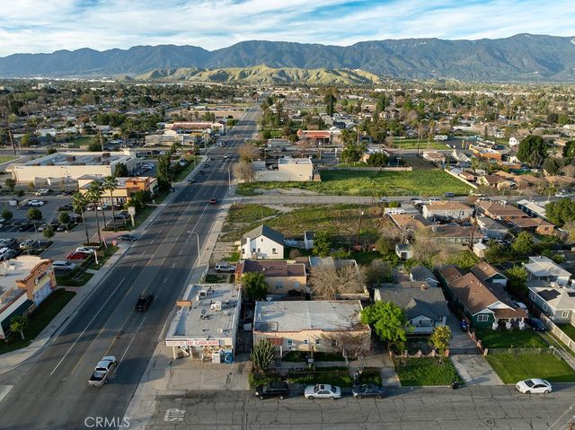 1101 N Mount Vernon, San Bernardino, CA 92411