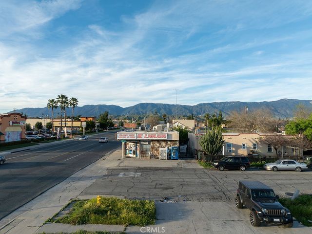 1101 N Mount Vernon, San Bernardino, CA 92411