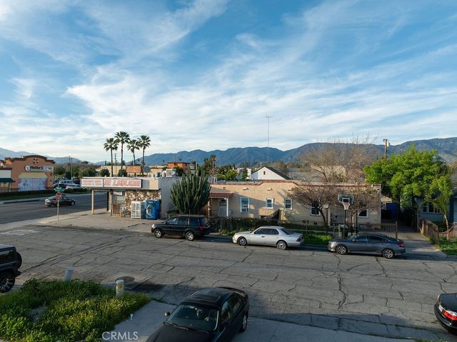 1101 N Mount Vernon, San Bernardino, CA 92411