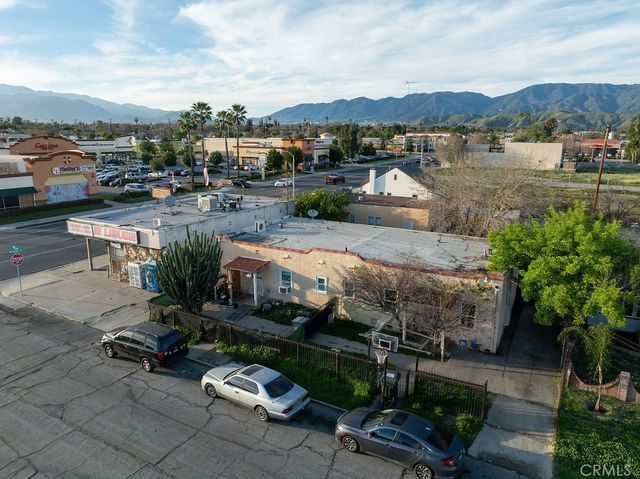 1101 N Mount Vernon, San Bernardino, CA 92411