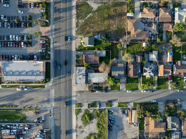 1101 N Mount Vernon, San Bernardino, CA 92411