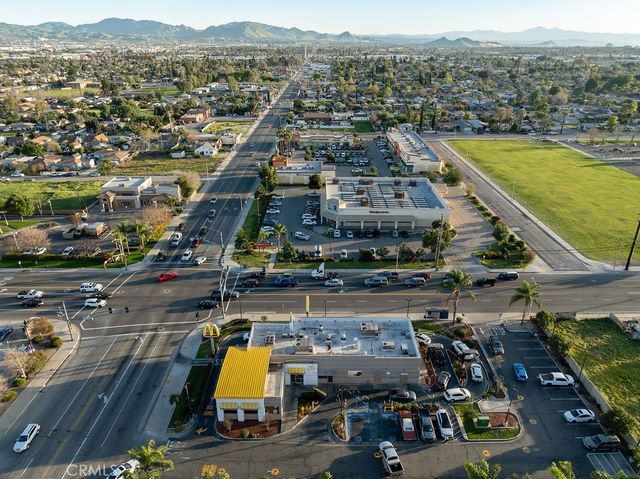 1101 N Mount Vernon, San Bernardino, CA 92411