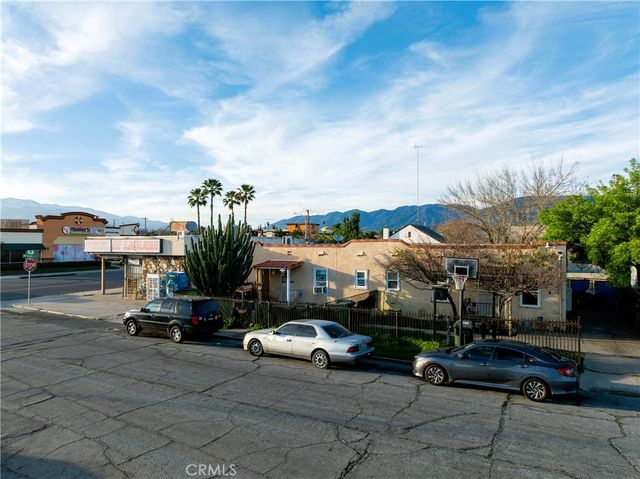 1101 N Mount Vernon, San Bernardino, CA 92411