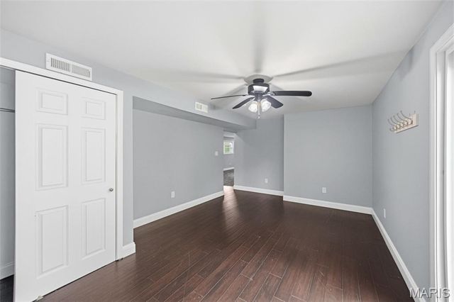 15565 Old Jamestown Road, Florissant, MO 63034