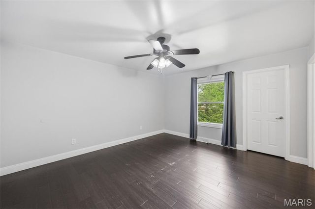 15565 Old Jamestown Road, Florissant, MO 63034