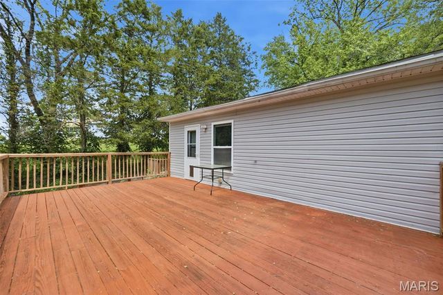 15565 Old Jamestown Road, Florissant, MO 63034