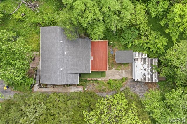 15565 Old Jamestown Road, Florissant, MO 63034