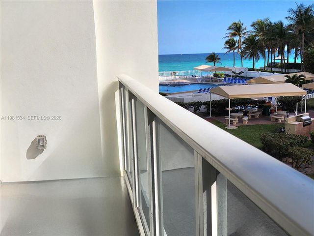 3505 S Ocean Drive 218, Hollywood, FL 33019