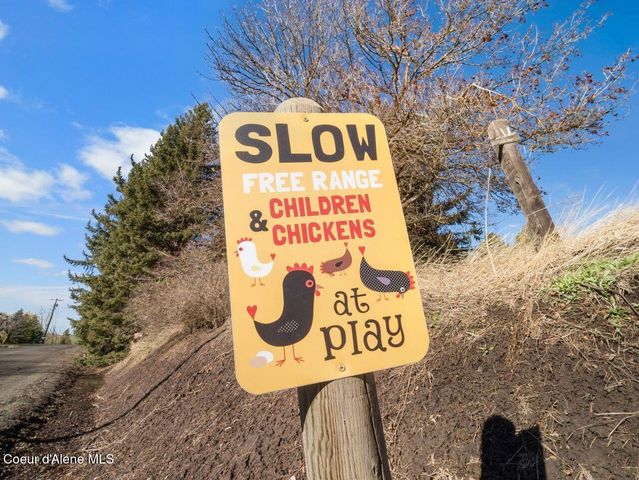 3351 W Lone Pine Rd, Tekoa, WA 99033