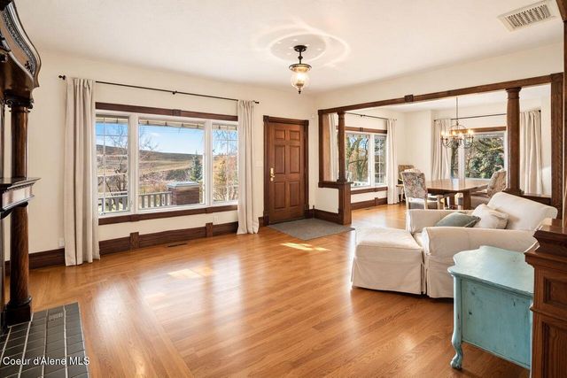 3351 W Lone Pine Rd, Tekoa, WA 99033