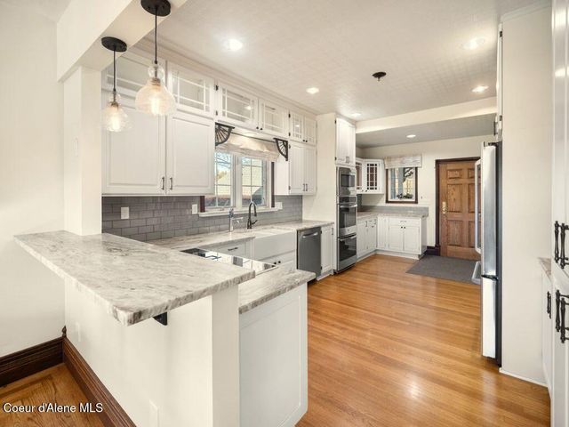 3351 W Lone Pine Rd, Tekoa, WA 99033