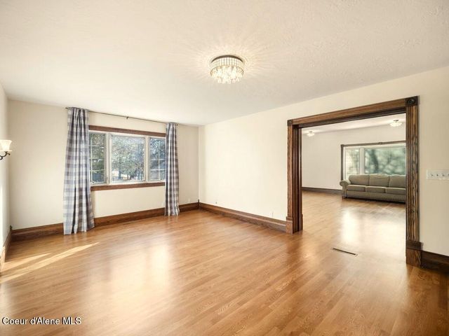 3351 W Lone Pine Rd, Tekoa, WA 99033